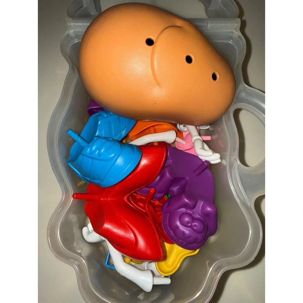 Vintage 1998 Playskool Mr Potato Head Silly Suitcase 26 Parts Hasbro 2279
